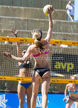 AVP 2016 San Francisco. Emily Day / Brittany Hochevar Vs. Jace Pardon / Brittany Tiegs.